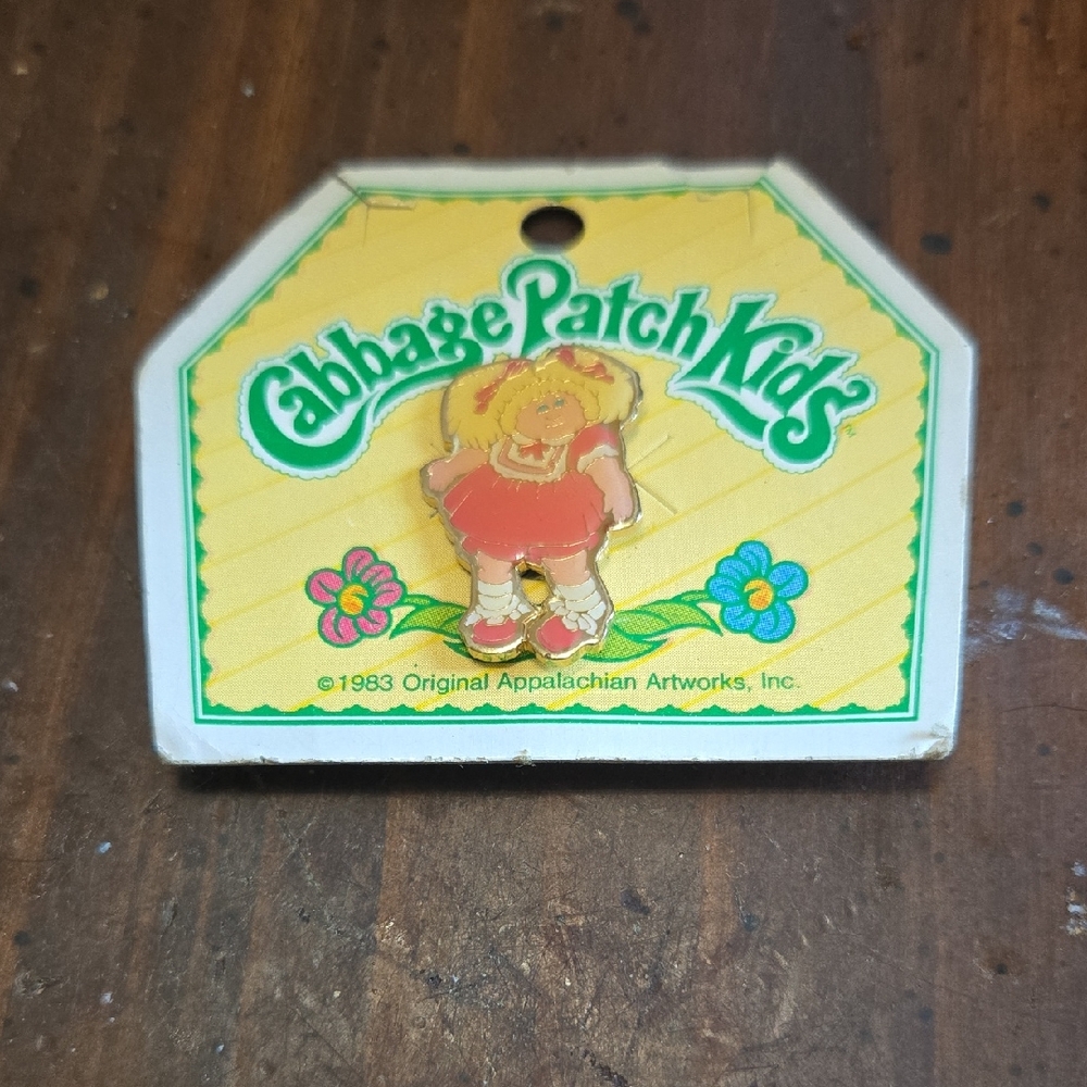 Vintage 1983 Cabbage Patch Kids Pin/Brooch with Red Dress Doll NWT